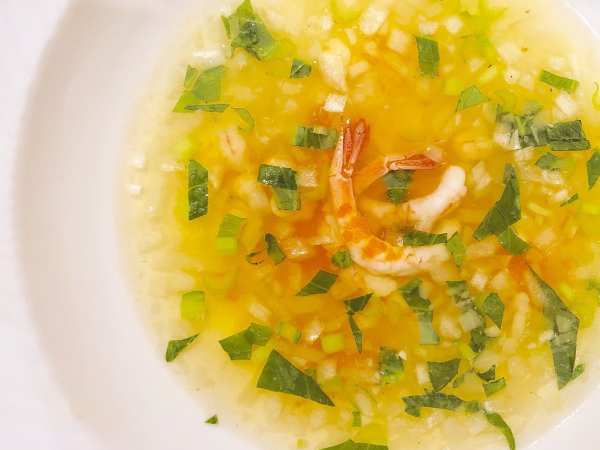電子レンジで作る甘エビと小松菜のスープのレシピ