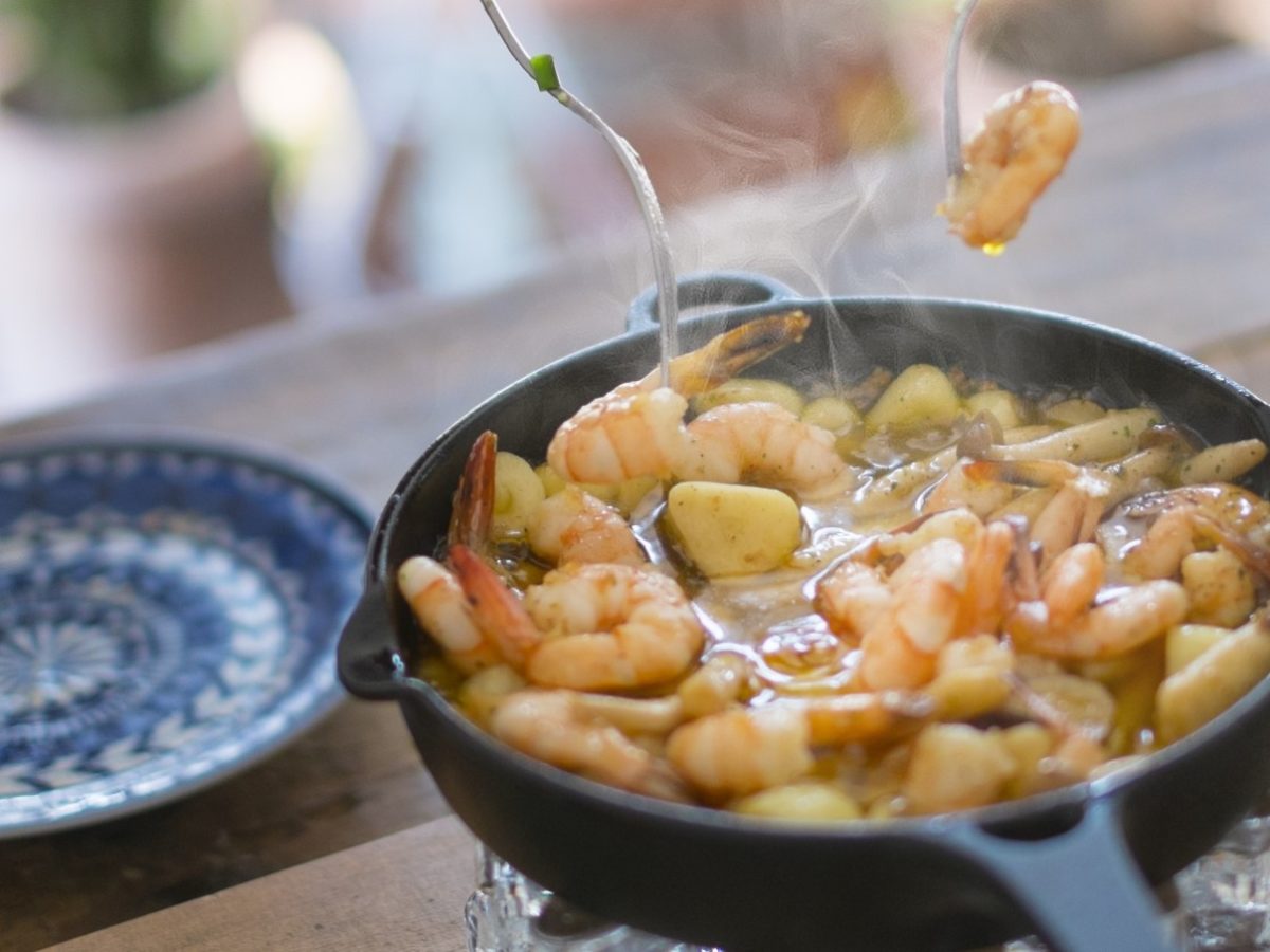 ごごナマの根菜と魚介のアヒージョ鍋レシピ