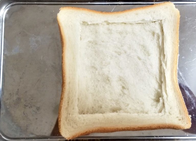 ペルー風トーストスイートコーン、アボカド、キヌアのサラダのレシピ