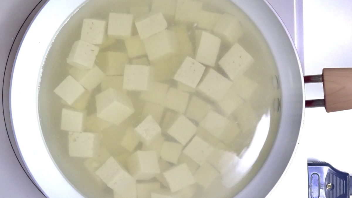 黄金比率の麻婆豆腐の作り方（工程２）