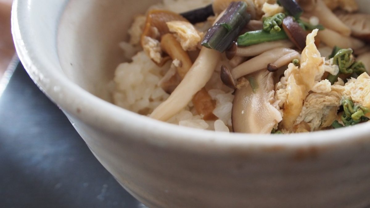 ごごナマ きのこのおこわ風中華炊き込みご飯の作り方 きじまりゅうたさん流の秋献立レシピ 10月14日 オーサムスタイル